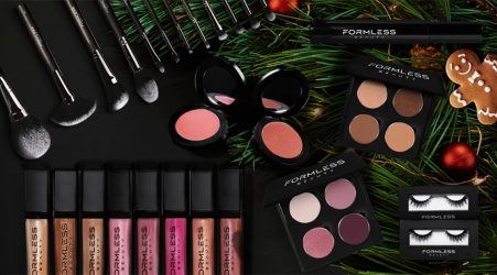 Holiday Bundles by Formless Beauty: Money Well Spent?