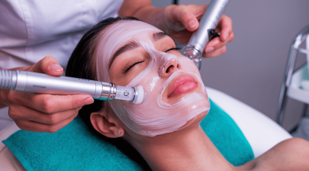 Is Hydra Facial Worth the Hype? 